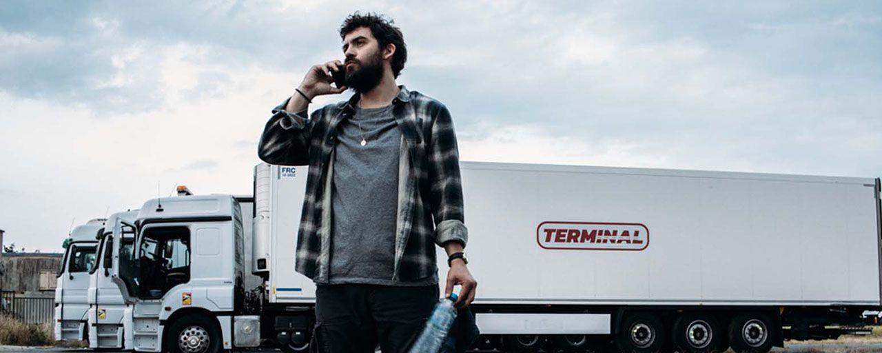 37 : l'ombre et la proie