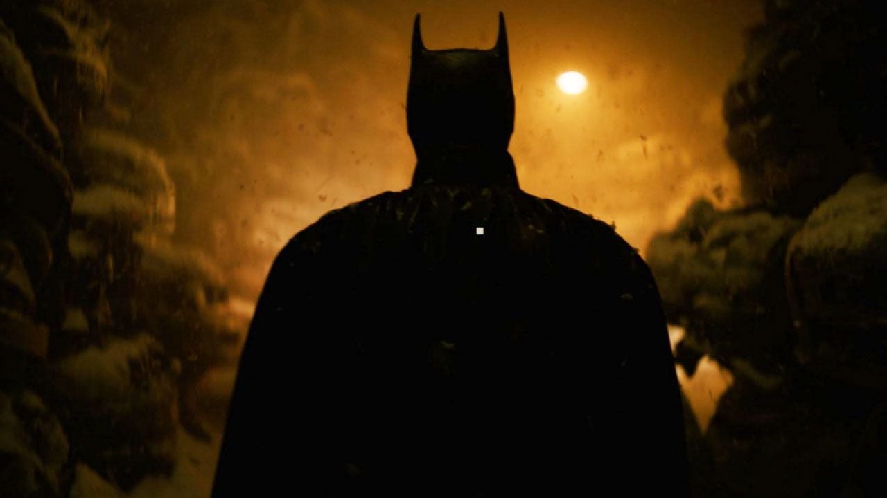 Nouvelle image The Batman 2 : avez-vous remarqué ce petit changement sur le costume de super-héros de Robert Pattinson ?
