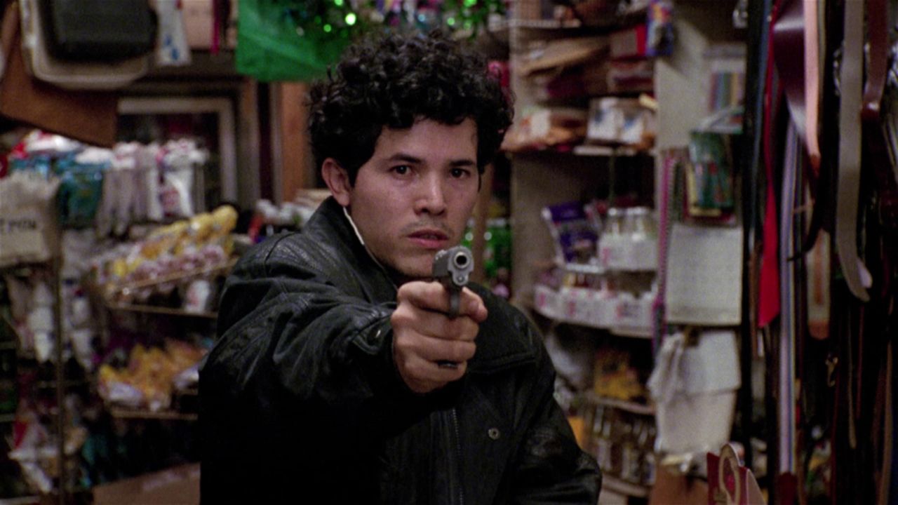 John Leguizamo dans À propos d'Henry