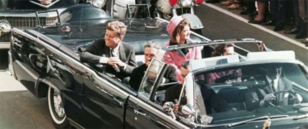 Dallas, 22 novembre 1963. John Fitzgerald Kennedy est un président en sursis...