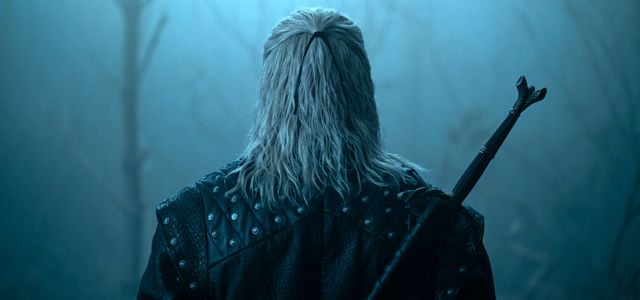 Liam Hemsworth dans le rôle de Geralt de Riv