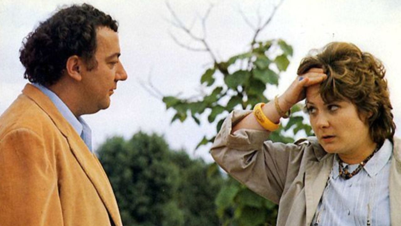 "Il a embauché tout le monde, sauf moi" : Coluche, une collaboration houleuse pour cette grande actrice de la comédie française