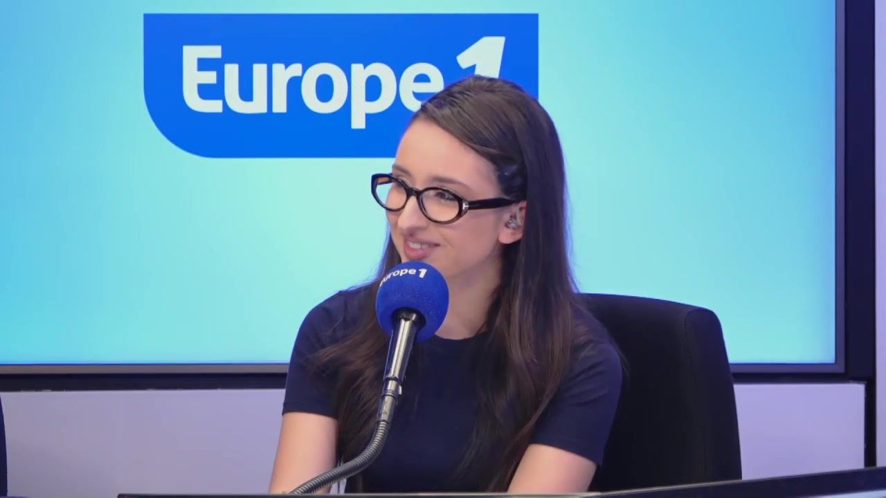 Star Academy : "J'ai préféré en rire qu'en pleurer", Ambre réagit à sa chute  sur scène ! On sait ce qui lui est arrivé - TV ACTU by AlloCiné