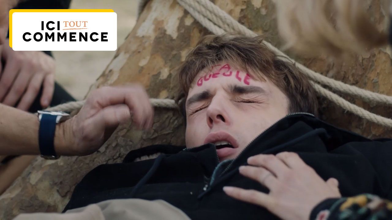 This is where it all begins: Ian finds him inert and tied to a tree… what happened to him?