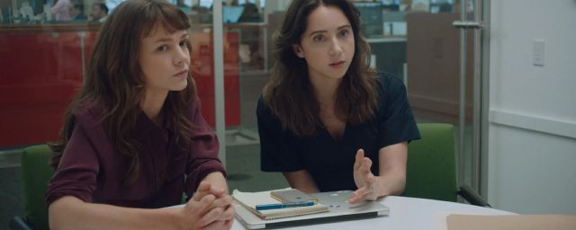 Carey Mulligan et Zoe Kazan dans 