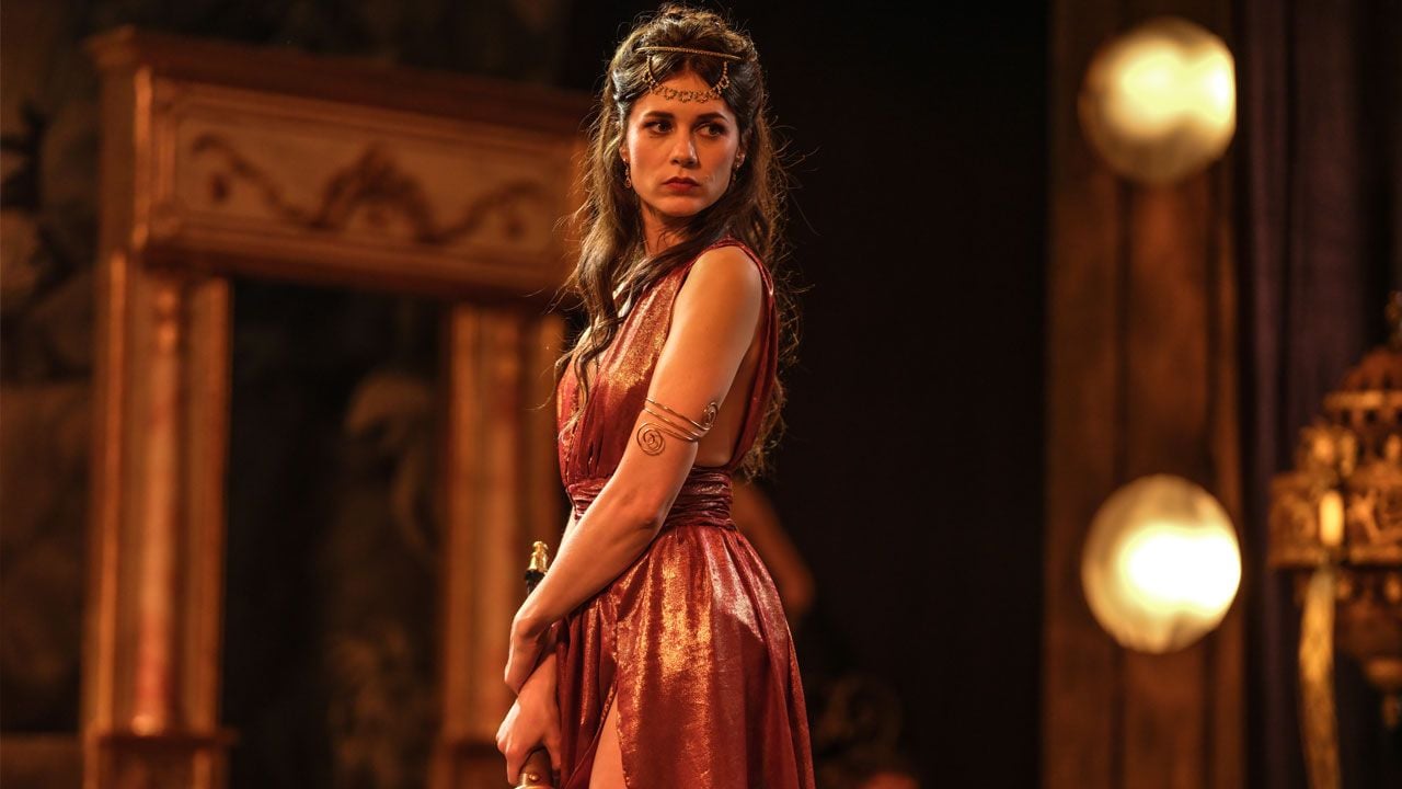 Montmartre on TF1: Did you really have a pink elephant cabaret?