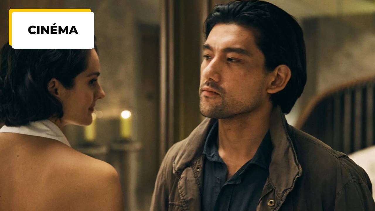 Il est l'acteur mystérieux d'Emmanuelle avec Noémie Merlant ! Mais qui
