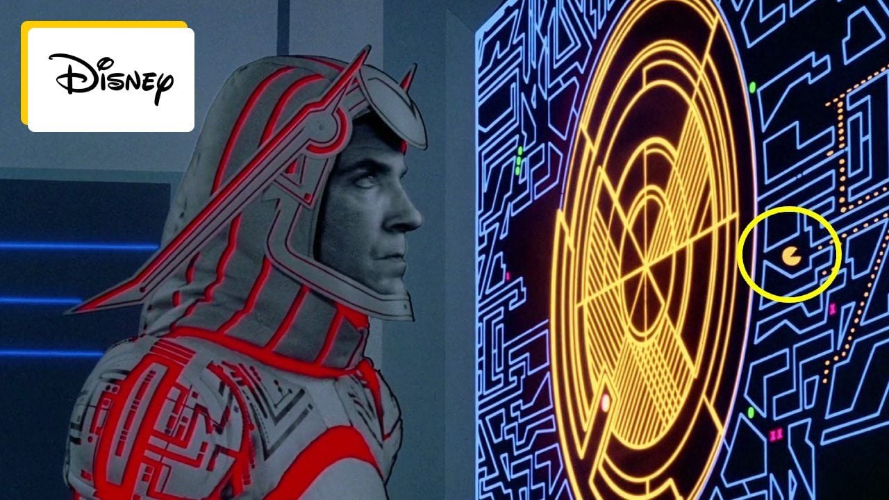 Tron: Pause the shot at 45 minutes and 26 seconds and take a good look at this screen