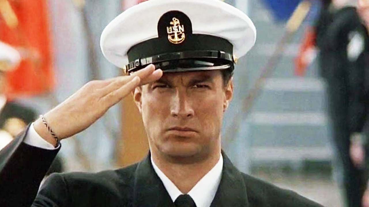 Dans ce film, on voit plus le méchant que le gentil : Steven Seagal n'apparaît que 41 minutes image