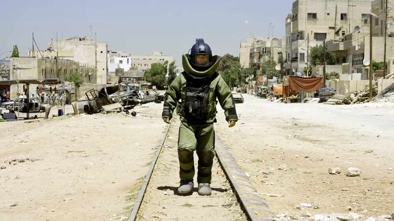 15 Years Before House of Dynamite: Rated 4.1 out of 5 This is Kathryn Bigelow’s legendary war film that won 6 Oscars!