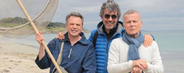 Eric Lavaine, eGuillaume De Tonquédec entouré de Franck Dubosc