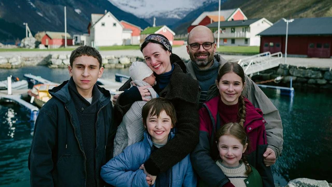 Fjord est-il un bon film ? Que pensent les spectateurs de la Palme d'or avec Sebastian Stan ? - Actus Ciné