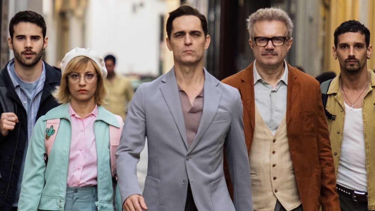 Netflix : 15 nouveautés débarquent cette semaine dont le retour explosif du braqueur le plus élégant du streaming