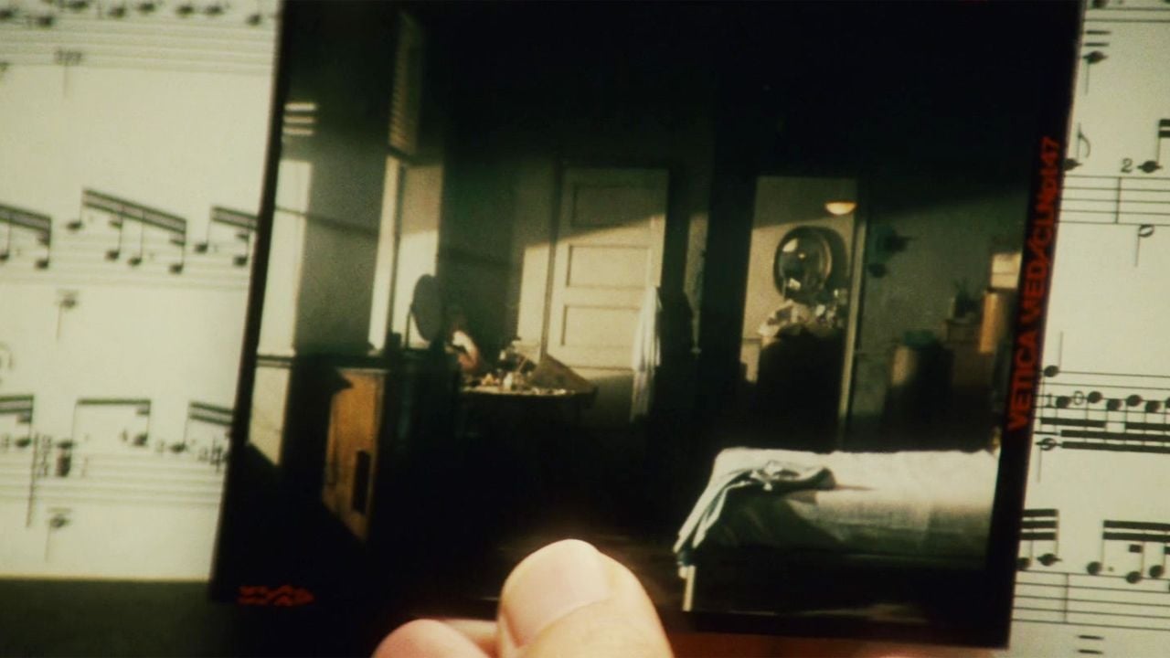 This is one of the most beautiful music in science fiction history: 43 years later, it is still as hypnotic
