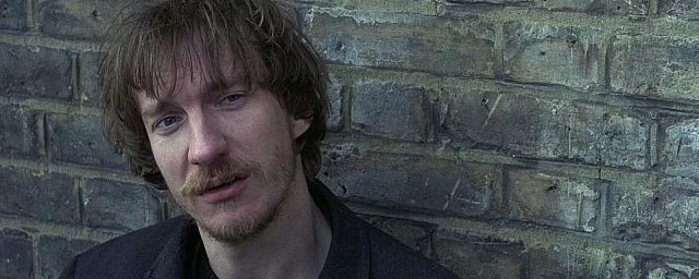 David Thewlis dans “Naked”