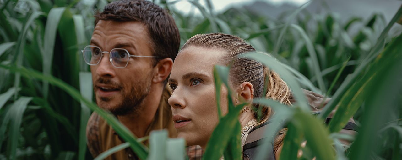 Le paléontologue Henry Loomis (Jonathan Bailey) et l'experte en opérations secrètes Zora Bennett (Scarlett Johansson).