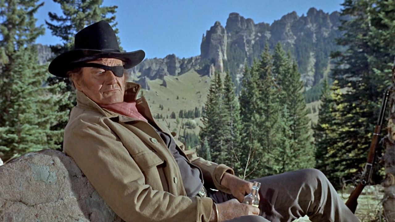 John Wayne est Rooster Cogburn