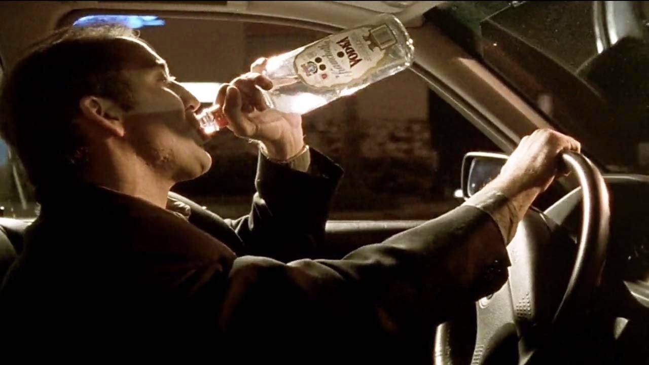 "Il voulait être ivre pendant tout le tournage !" : la folle proposition de Nicolas Cage pour le film Leaving Las Vegas !