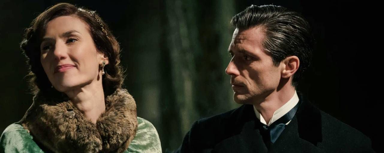 Doria Tillier et Raphaël Personnaz