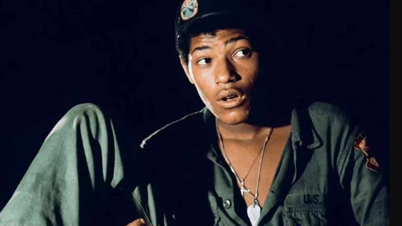 “I don’t think I left someone stupid”: 46 years ago, this cult actor began his career in one of the largest war films of all time.
