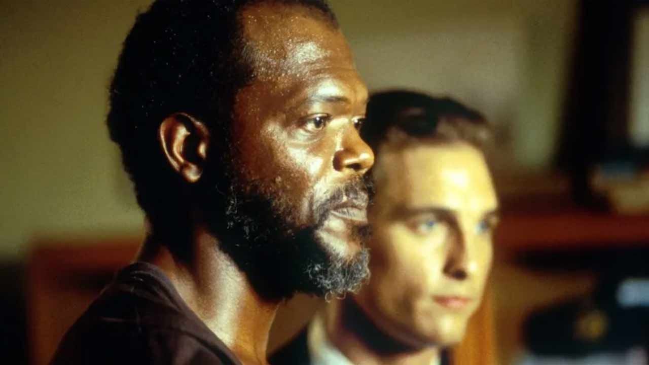 Ce soir sur Netflix : injustement oublié depuis 30 ans, ce thriller avec Matthew McConaughey et Samuel L. Jackson est d'une rare puissance