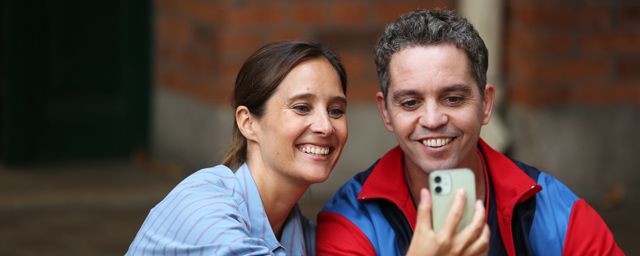 Julie de Bona et Bruno Sanches dans la saison 2 de L'école de la vie.
