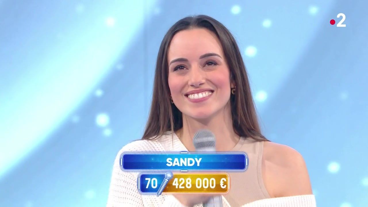 Exclu. N'oubliez pas les paroles : "Je reçois énormément de messages", Sandy  cash sur les réactions du public ! - TV ACTU by AlloCiné