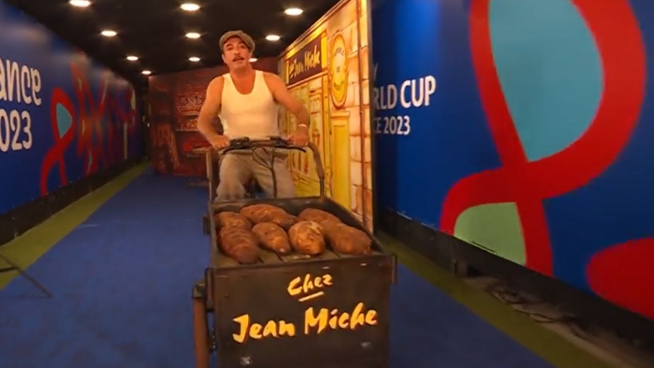 Replay – Jean Dujardin opens the Rugby World Cup
