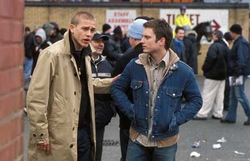Photo de Charlie Hunnam - Hooligans : Photo Elijah Wood, Charlie Hunnam ...