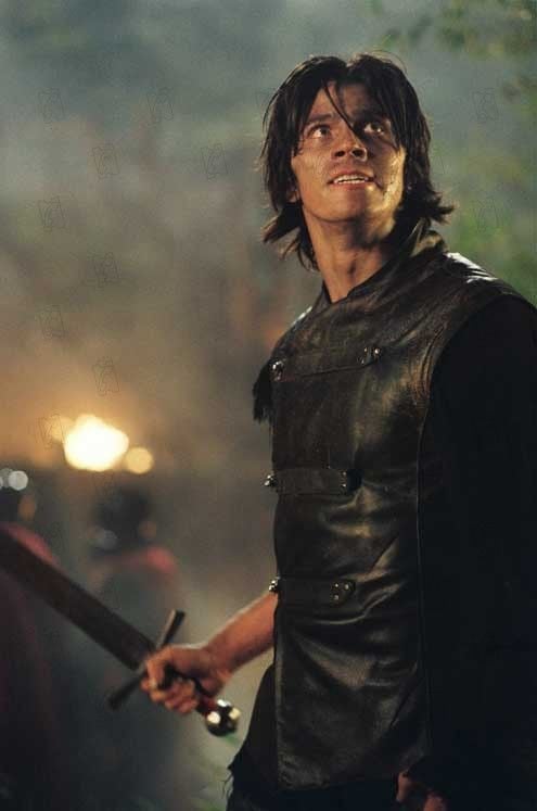 Photo de Garrett Hedlund - Eragon : Photo Garrett Hedlund, Stefen Fangmeier  - Photo 2 sur 107 - AlloCiné