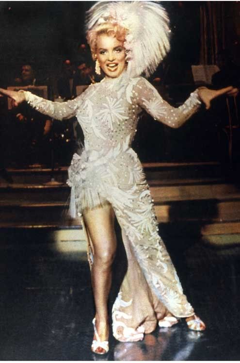 Photo De Marilyn Monroe La Joyeuse Parade Photo Walter Lang photo-de-marilyn-monroe-la-joyeuse-parade-photo-walter-lang