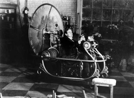 Photo du film La Machine à explorer le temps - Photo 4 sur 4 - AlloCiné
