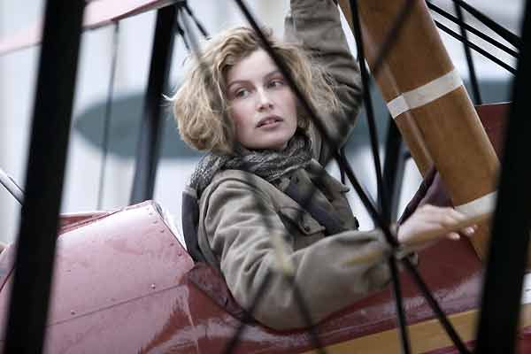 Le Pacte Des Loups Streaming Vf Photo du film La Jeune fille et les loups - Photo 9 sur 11 - AlloCiné