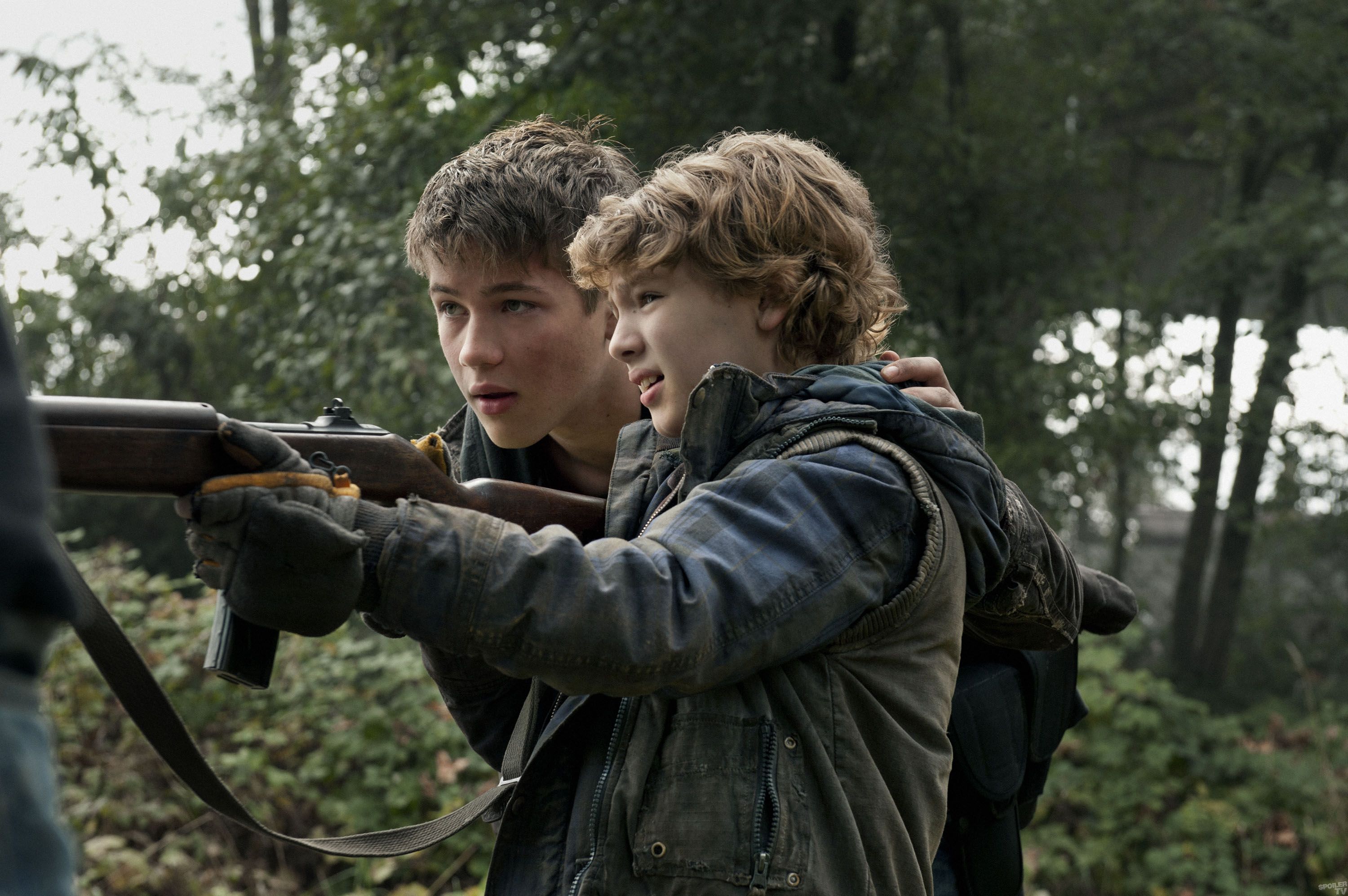 Falling Skies : Falling Skies : Photo Maxim Knight, Connor Jessup - 175