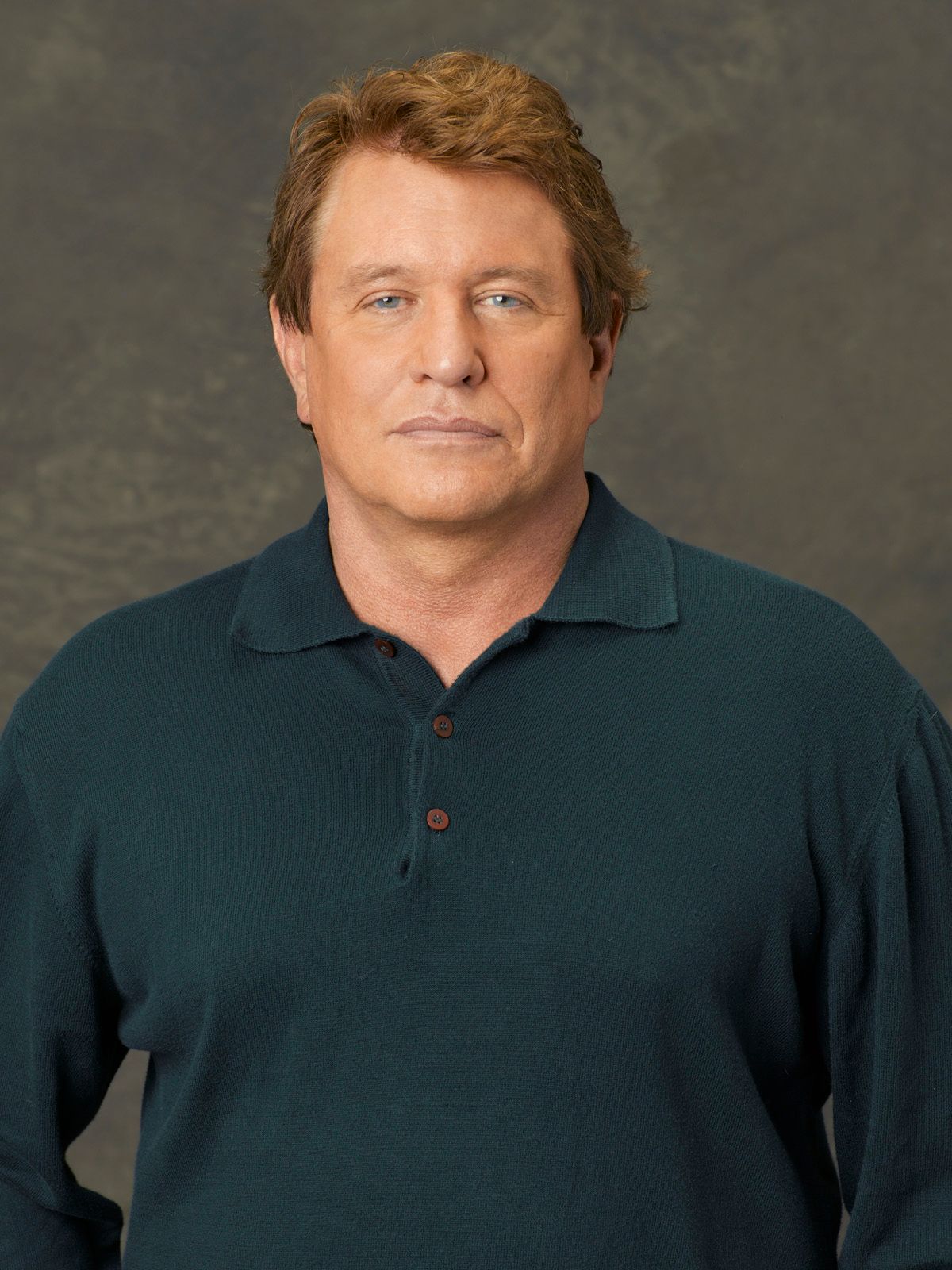 Photo de Tom Berenger Photo Tom Berenger Photo 33 sur 39 AlloCiné