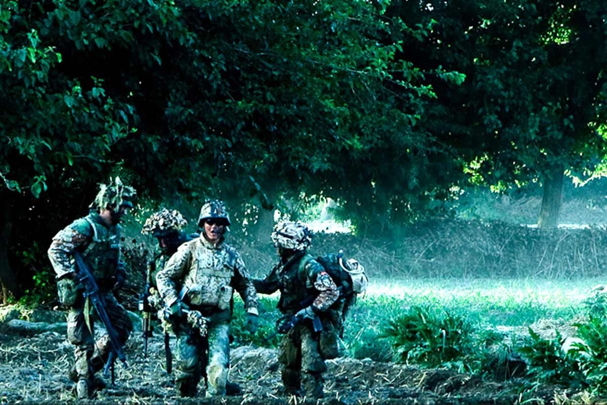 Photo du film Armadillo Photo 7 sur 10 AlloCiné