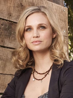 Next photo of Fiona Gubelmann