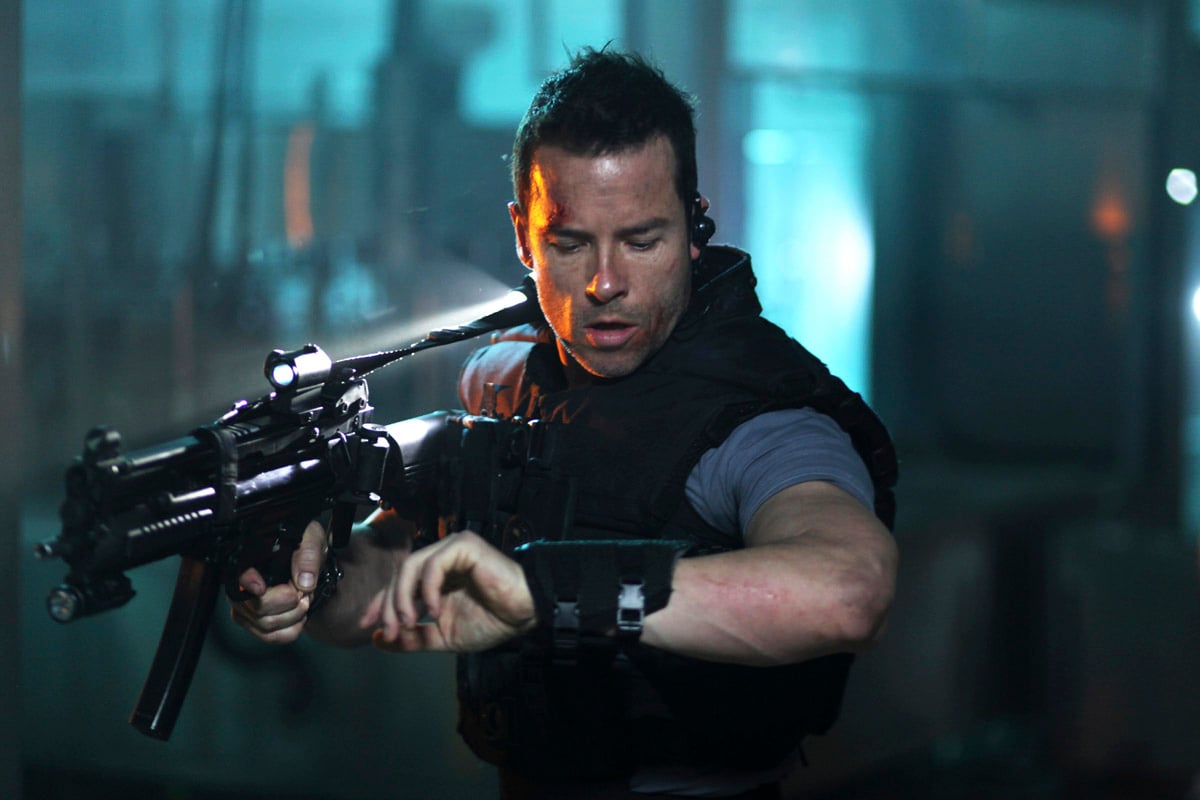 Photo De Guy Pearce - Lock Out : Photo James Mather (II), Stephen St ...