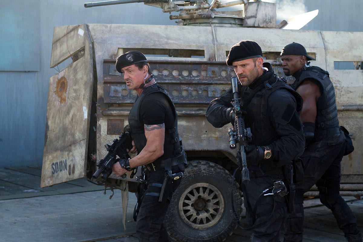 Photo de Jason Statham - Expendables 2: unité spéciale : Photo Jason  Statham, Sylvester Stallone, Terry Crews - Photo 289 sur 427 - AlloCiné