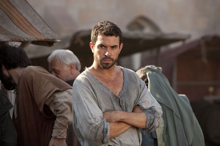 Les Piliers De La Terre Streaming Vostfr Photo de Tom Cullen (III) - Les Piliers de la Terre : Un monde sans fin