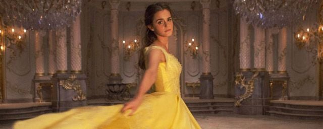 La Belle Et La Bete Streaming Vf Emma Watson La Belle et la Bête : les personnages prennent la pose sur les