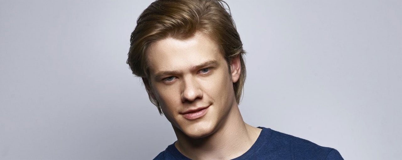 Lucas Till Films Et Programmes Tv MacGyver : qui est Lucas Till, le héros du reboot de la série culte des