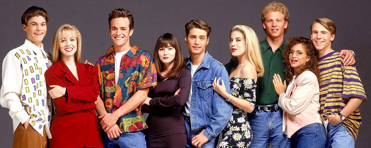Beverly Hills 90210 Vers Un Revival Avec Les Acteurs De La Serie Culte Des Annees 90 News Series A La Tv Allocine