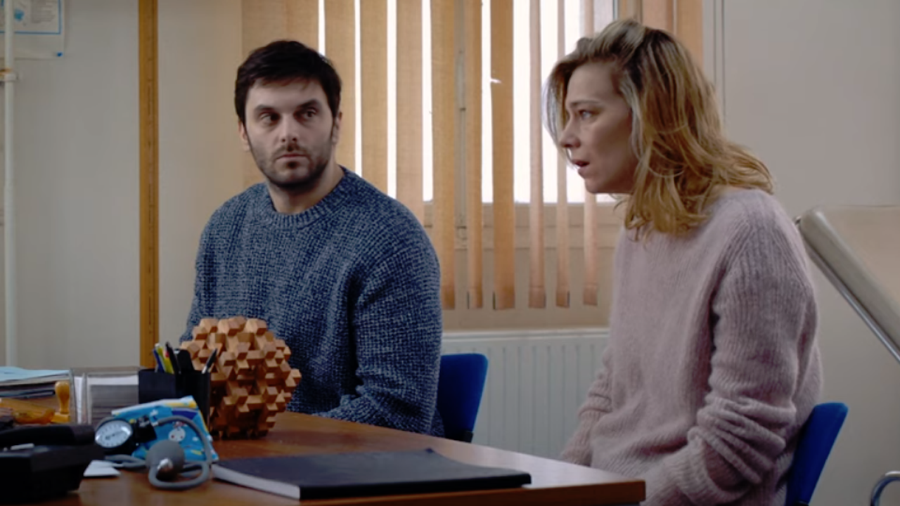 Films Et Séries Tv Avec Céline Sallette Bande-annonce Mais vous êtes fous : Pio Marmai et Céline Sallette dans