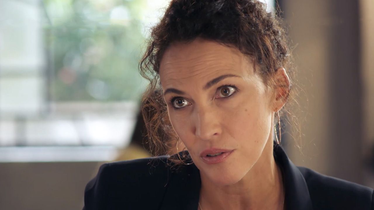 Films Et Séries Tv Avec Linda Hardy Demain nous appartient : "Clémentine va être victime d'un harceleur