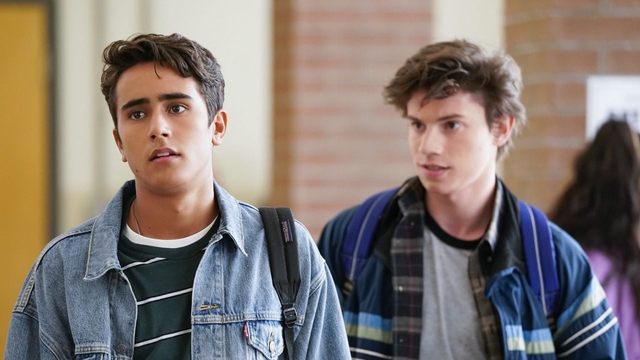 Films Et Séries Tv Avec Victor Le Blond Love, Victor sur Disney+ : 5 films LGBT+ pour aller plus loin - News