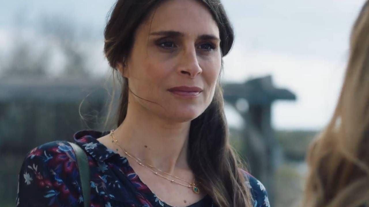 Caroline Fava Plus Belle La Vie Ici tout commence : qui est Diane Robert, l'interprète de la mère de Célia  ? - News Séries - AlloCiné