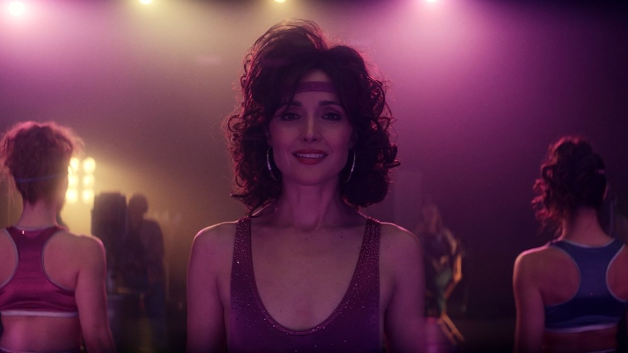 Films Et Séries Tv Avec Rose Byrne Bande-annonce Physical : Rose Byrne enfile son body en lycra dans la