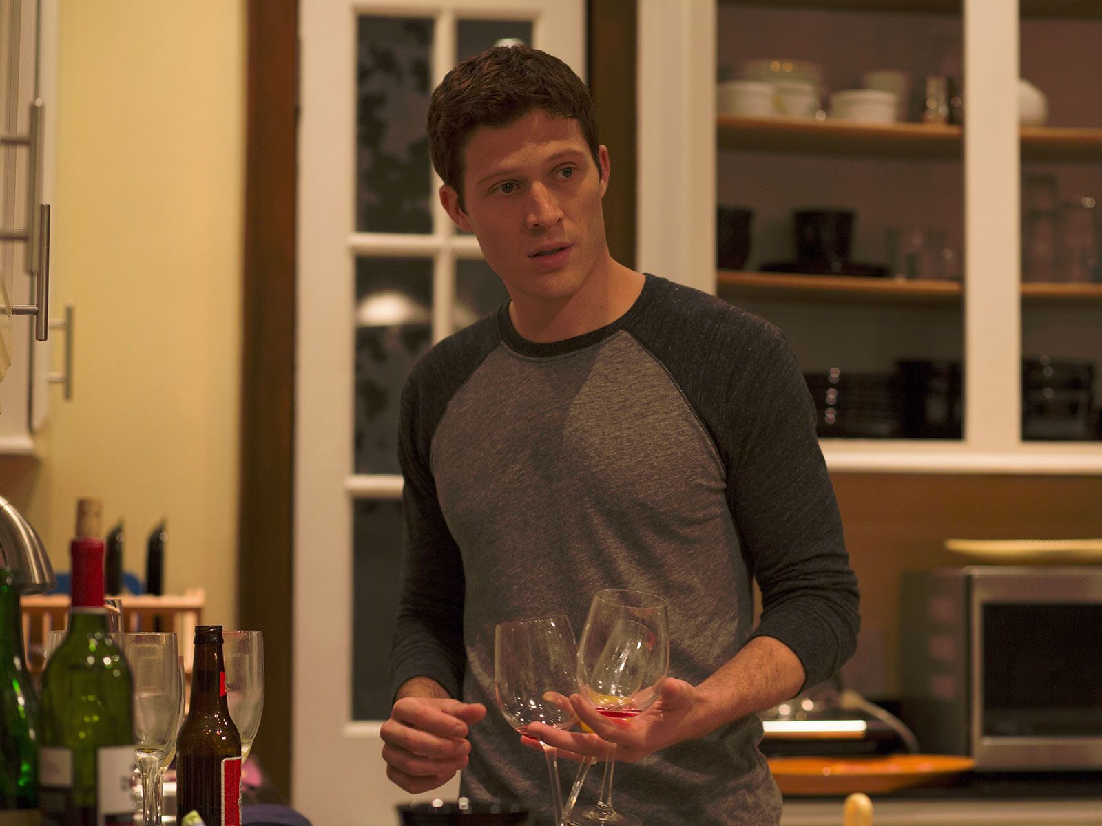 Films Et Séries Tv Avec Zach Gilford Photo de Zach Gilford - The Baby : Photo Zach Gilford - AlloCiné