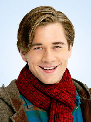 Luke Benward height